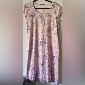 Pink Graphic QUEEN nightgown